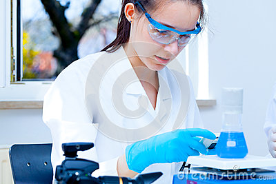 Estudio del Mercado Argentino de Laboratorios Farmacéuticos